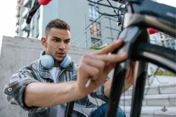 How to Fix a Flat Bike Tire: Expert Guide for Cyclists